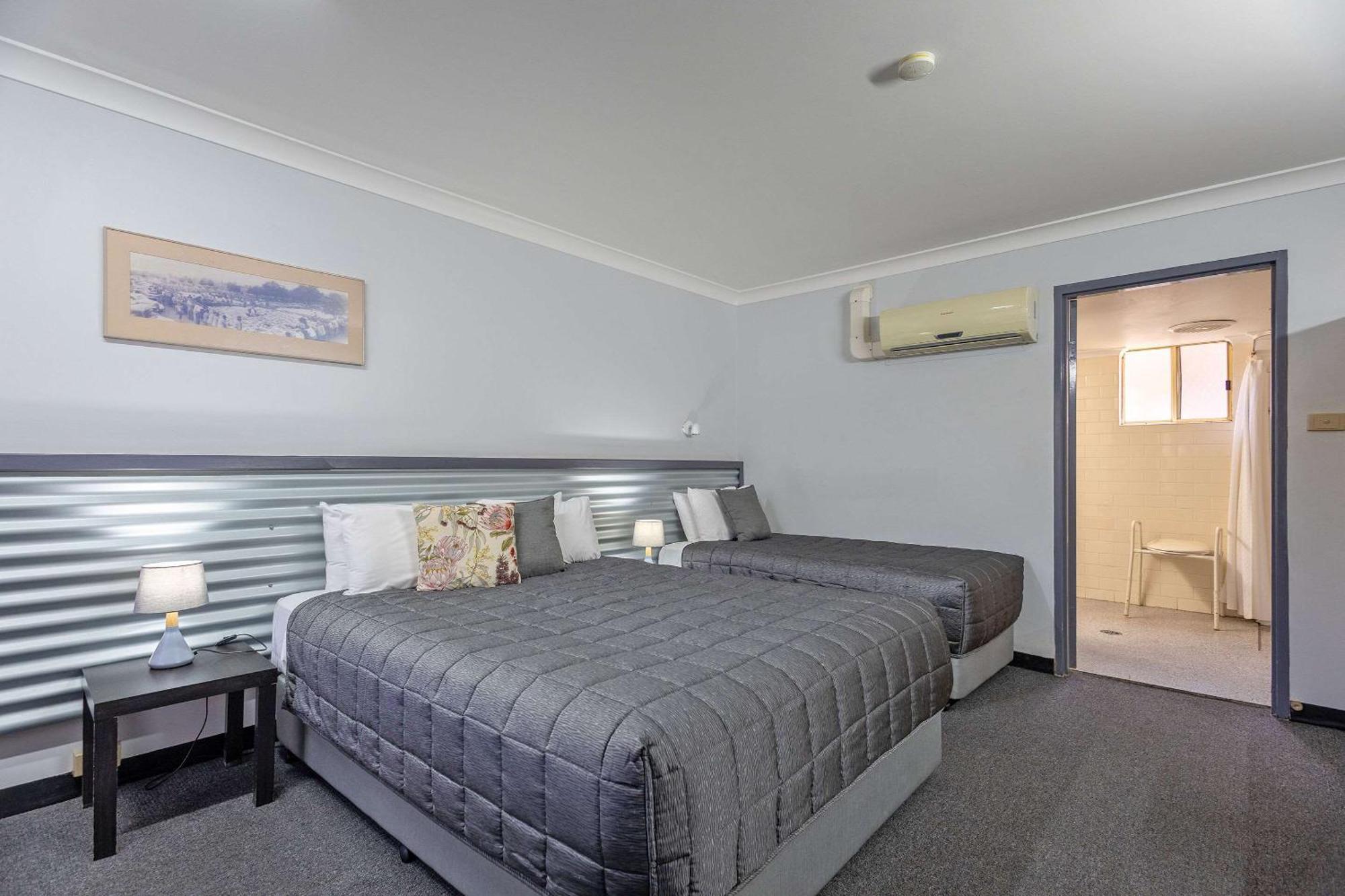 Comfort Inn Shearing Shed Anafi Exterior foto